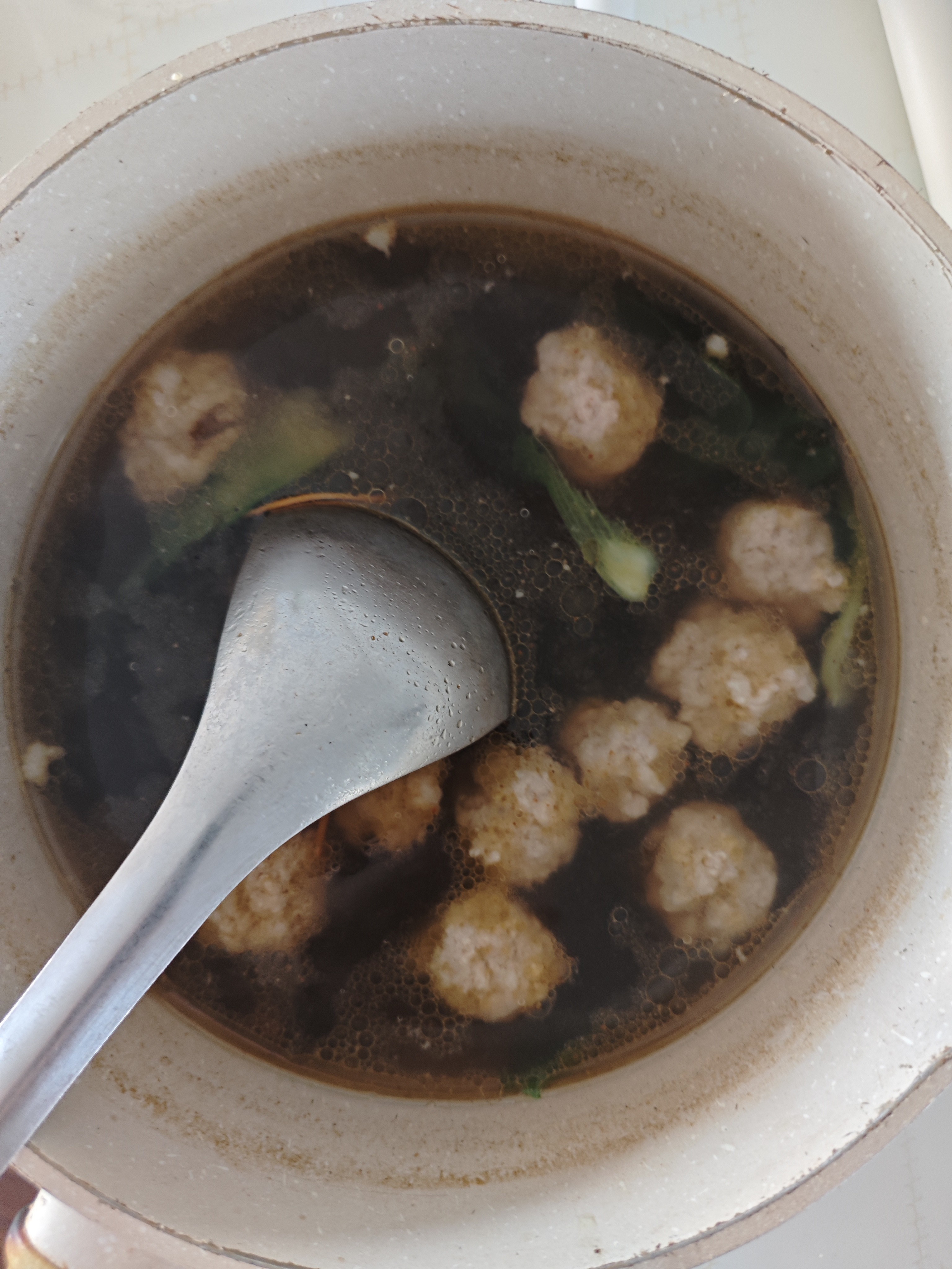 小白菜肉圆汤的食材与做法